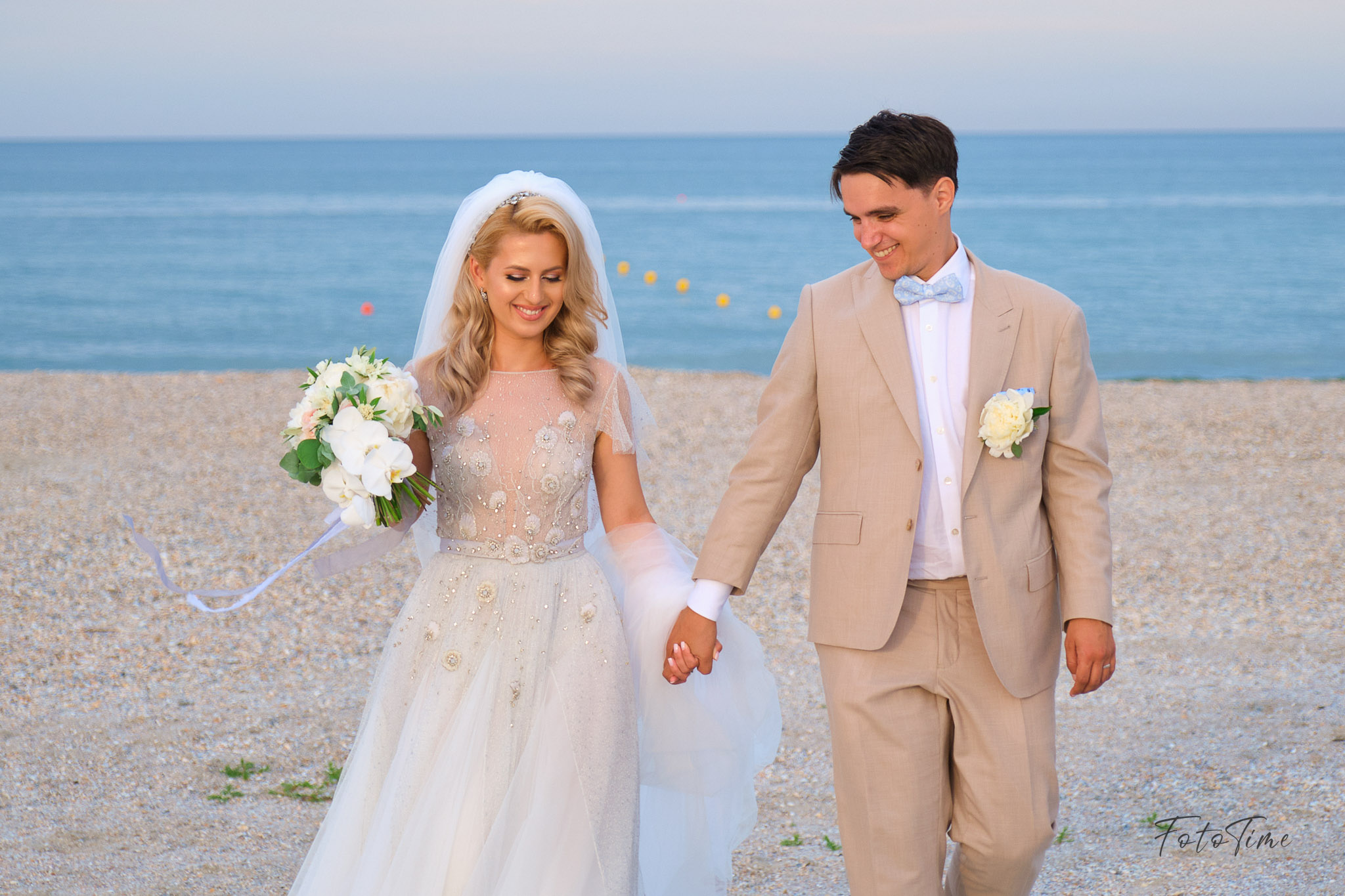 Fotografii nunta pe plaja EGO Mamaia - FotoTime